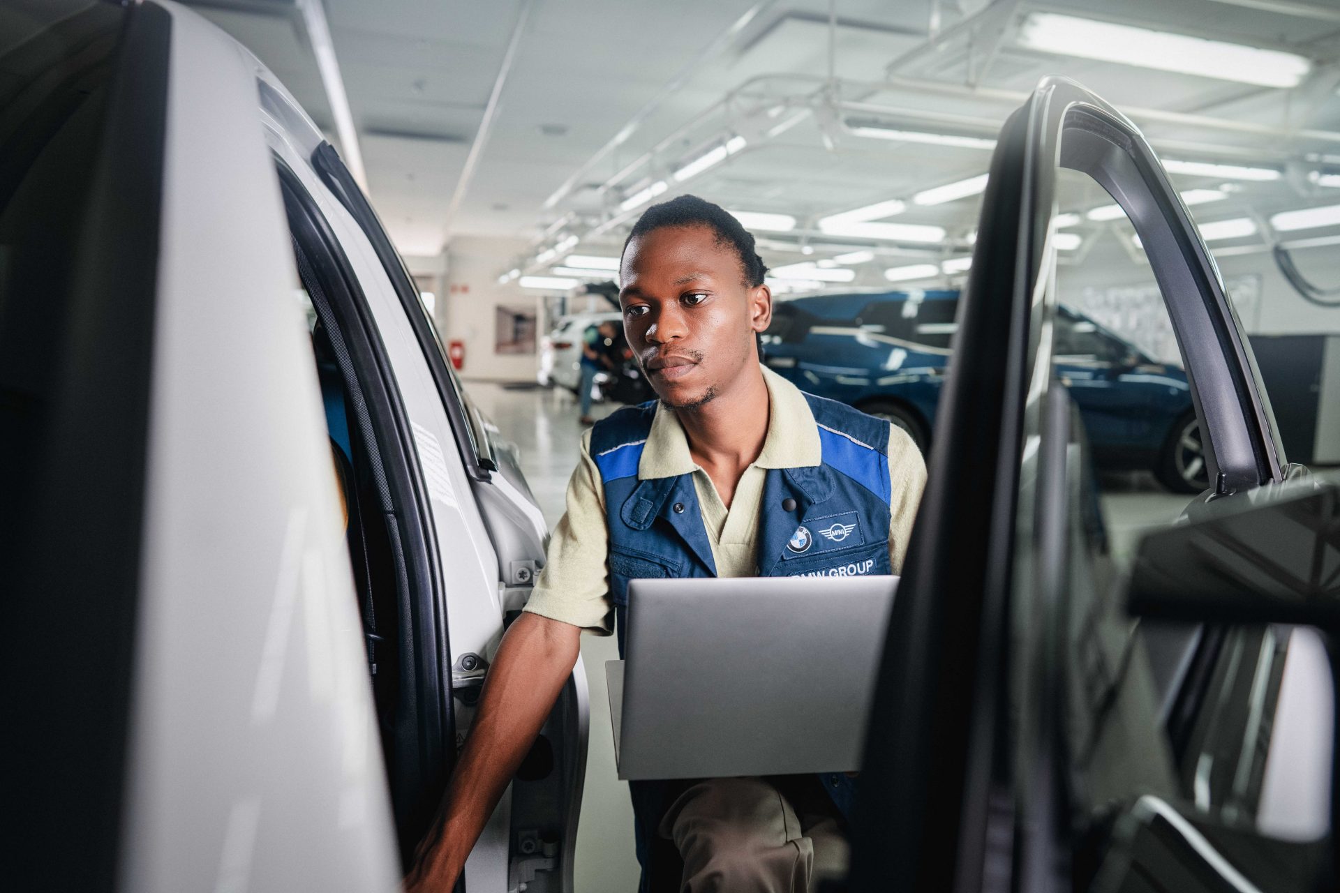 Jobs That Pay Well Without Matric in South Africa (2025 Guide)